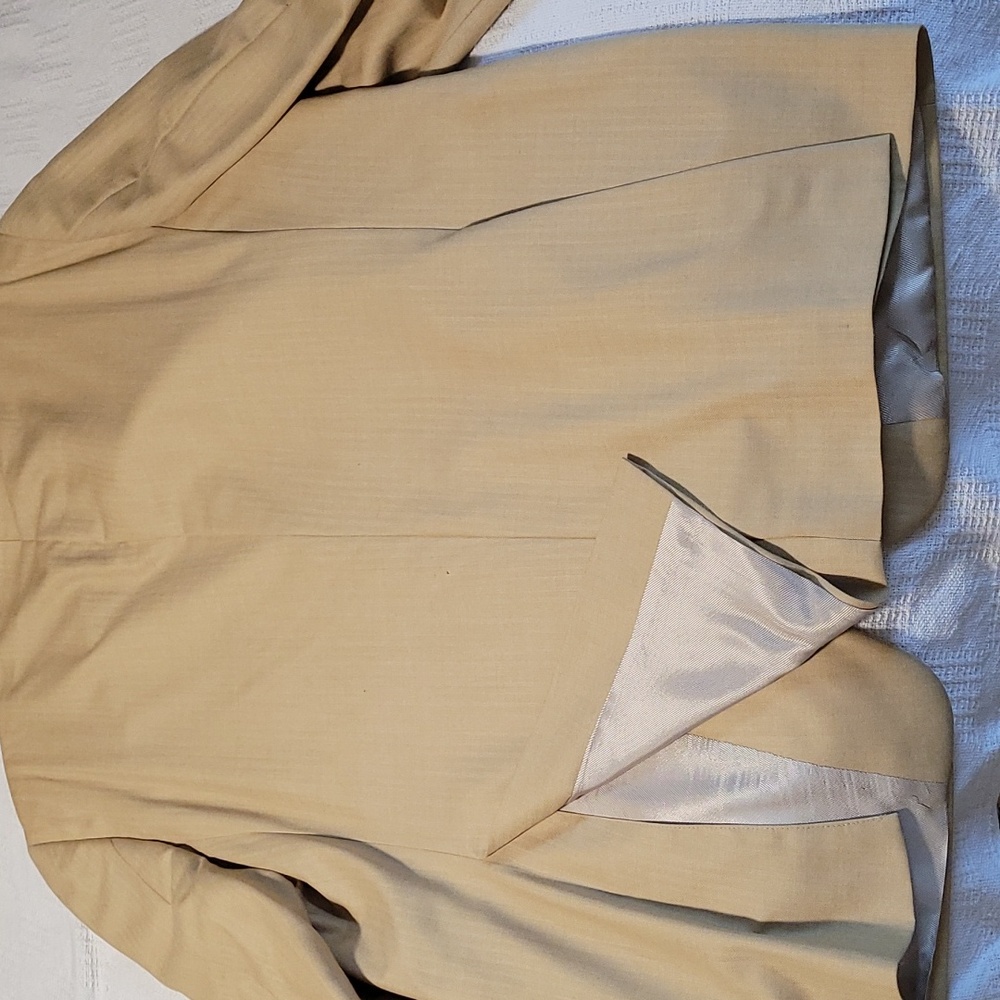 Men's wear - Picture 6 of 6
